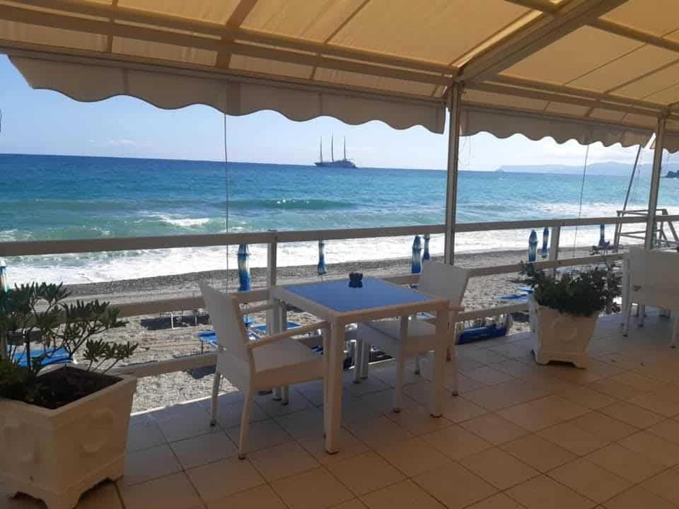 Hotel Savoy Varazze Extérieur photo