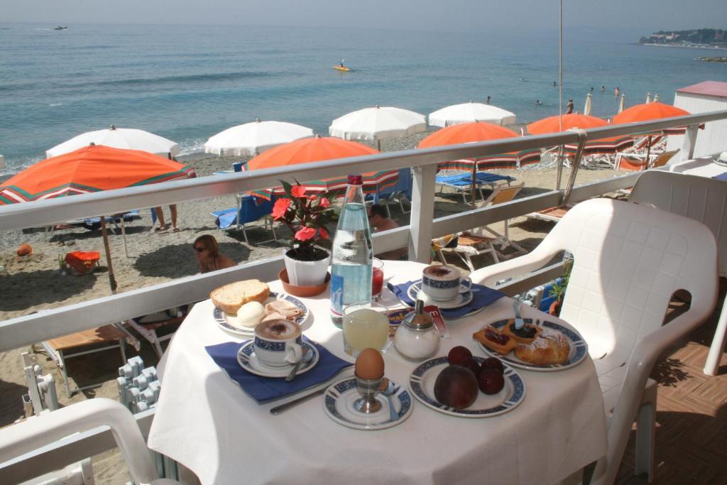 Hotel Savoy Varazze Extérieur photo
